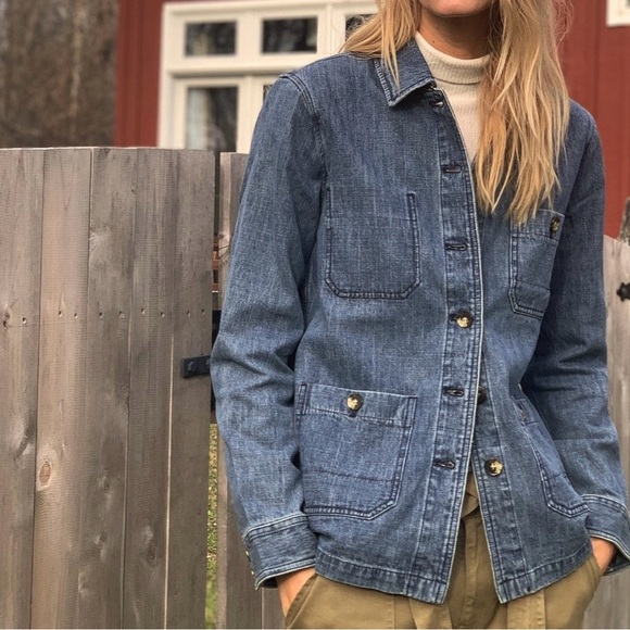 Faherty Women’s Studio Chore Denim Jacket, Indigo‎ - Picture 2 of 7
